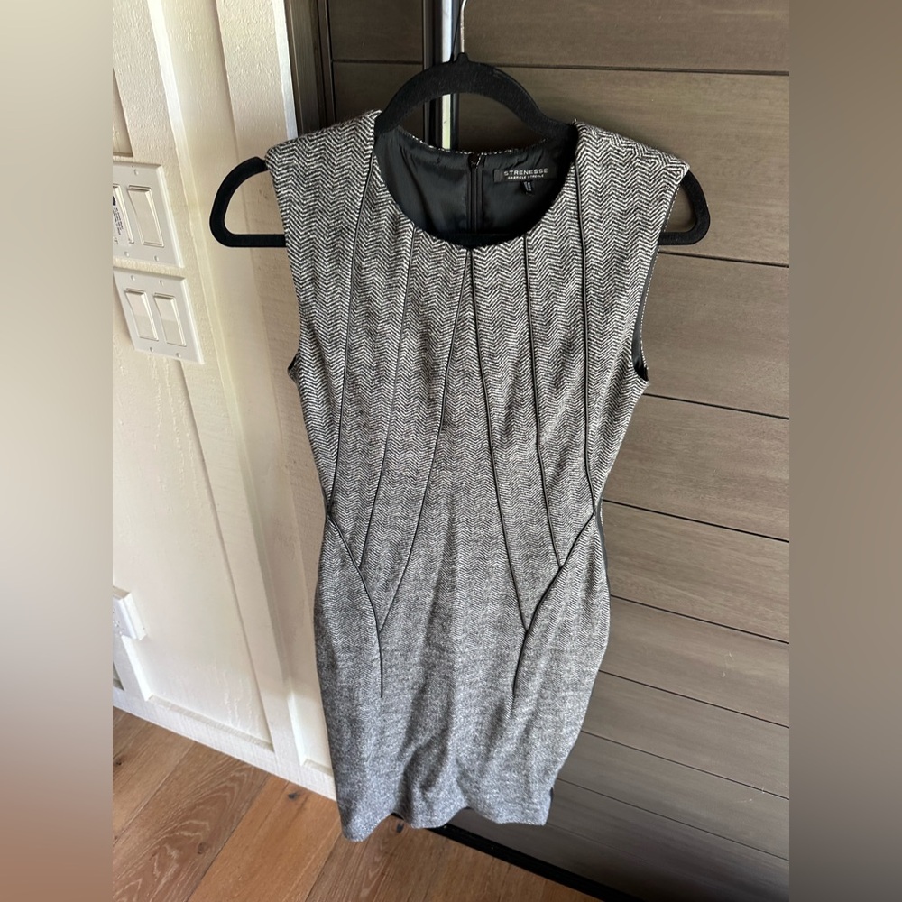 STRENESSE Black and Gray Patterned Midi Dress